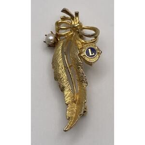 Vintage Women's Lions Club International Textured Gold Tone Pearl Leaf Brooch